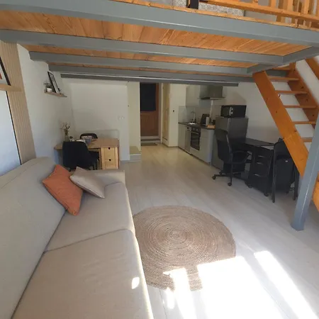 Le Loft - 4 Pers - Parking - 2km Walibi * Les Avenières